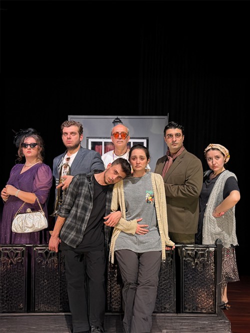 Teras Tiyatro Oyunu MOA Sahne'de!